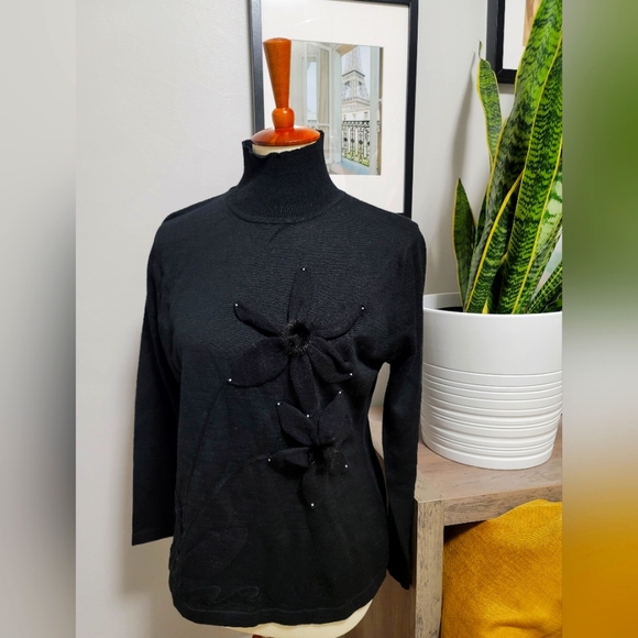 IDI Black Sweater - Picture 1 of 6